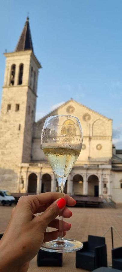 Apartament Sotto I Tetti Del Borgo Spoleto Zewnętrze zdjęcie