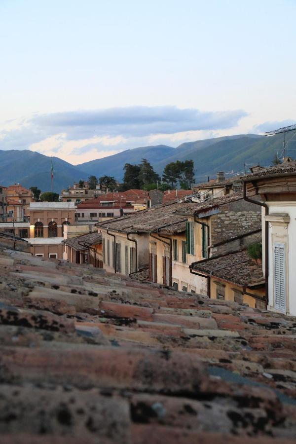 Apartament Sotto I Tetti Del Borgo Spoleto Zewnętrze zdjęcie